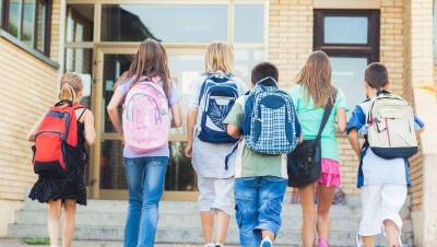 Алматинцы заключают фиктивные договоры аренды, чтобы устроить ребёнка в нужную школу