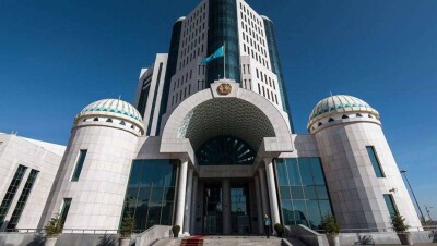 Сенат Казахстана принял новый закон о естественных монополиях