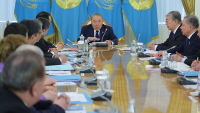 Казахстанцы указали на недочёты и недостатки власти – Назарбаев