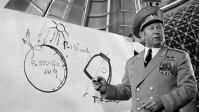 Токаев выразил соболезнования в связи со смертью космонавта Алексея Леонова