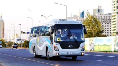 Shuttle Bus для перевозки фанатов хоккея запустили в Астане