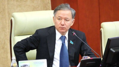 Нигматулин попросил Акишева ужесточить ответственность для банкиров
