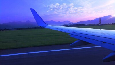 Авиакомпании начали продавать билеты в Россию. Пассажиров предупредили, что их покупка не гарантирует полёт