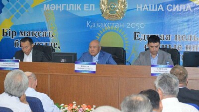 Умирзак Шукеев встретился с аграриями и представителями научного сообщества в Алматы