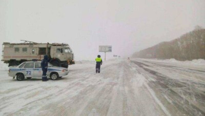 В Алматинской области из-за метели закрыты дороги