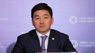 Байбек о слухах: Начинаем сносить заборы – идёт разговор, что аким продаёт металл