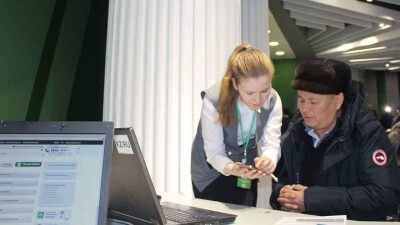 Впервые с 2012 года сотрудникам ЦОНов повысили зарплату 