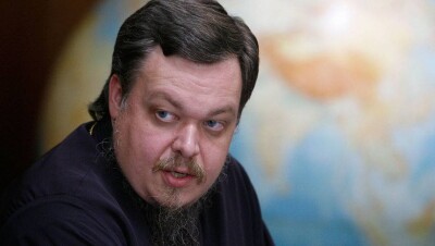 Священник назвал убийство Вороненкова наказанием за предательство Родины