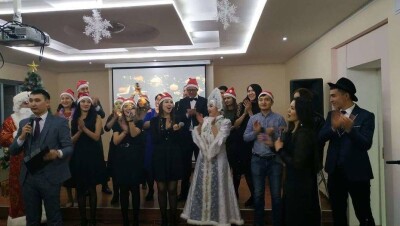 Как поздравляют в "Астана су арнасы"