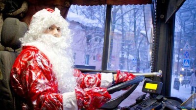 Автобус Деда Мороза бесплатно будет возить карагандинцев в праздник