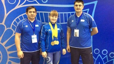 Казахстанка Карина Кузганбаева стала чемпионкой мира по тяжёлой атлетике среди юниорок