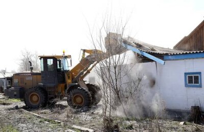 В посёлке Токаревка приступили к сносу пострадавших от паводка домов