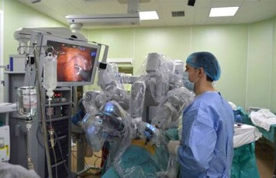 Робот лечит рак простаты в Алматы