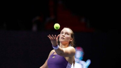 Елена Рыбакина победила третью ракетку мира на турнире серии WTA в Дубае