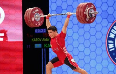 Третьим на чемпионате мира стал казахстанский тяжелоатлет