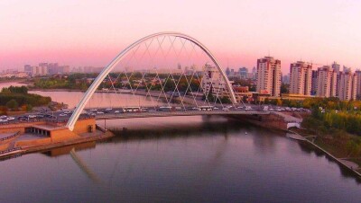 Движение на двух новых мостах в Астане откроют осенью 2018 года