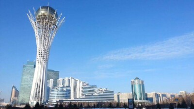 Сутки за закрытыми дверями продлятся межсирийские переговоры в Астане