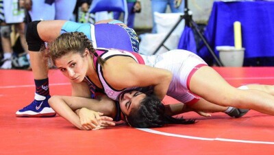 Казахстанка триумфально выступила на чемпионате Азии по борьбе среди юниоров