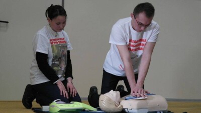 Школам необходимо закупить дефибрилляторы, считают общественники