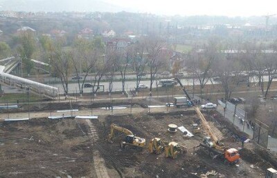 Застройщик АЗС в Академгородке Алматы заплатил деньги за вырубку деревьев 