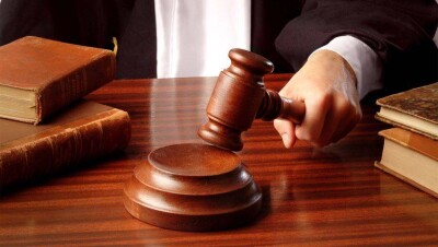 Съездившие в США по грин-карте алматинцы отвоевали пенсию в Казахстане через суд