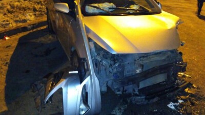 Четыре девушки пострадали в лобовом столкновении автомобилей в Алматы