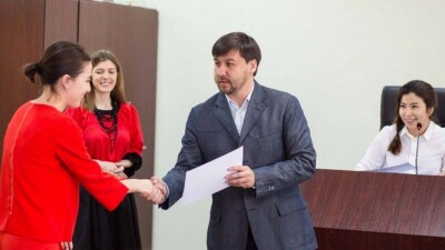 100 гидов-переводчиков подготовили для ЭКСПО в Астане