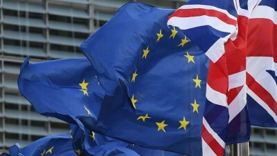Петиция за отмену Brexit набрала почти 4 млн подписей. Одна подпись поступила из КНДР