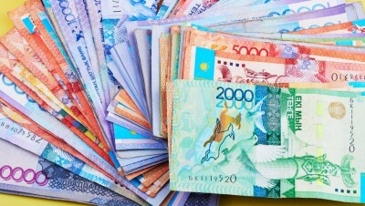 Kaspi.kz выплатил 10 млн тенге казахстанцу за помощь в задержании бывшего сотрудника