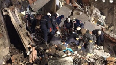 Хоронить погибших под завалами дома в Шахане начнут 4 января