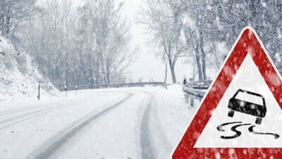 В двух регионах страны закрыли дороги из-за непогоды