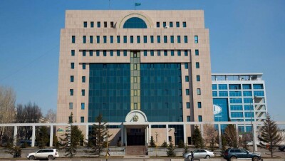 Более половины избирателей проголосовали на выборах президента Казахстана к 14 часам