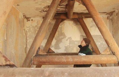 Жители Темиртау заселяются в разваливающийся дом, не дождавшись ремонта