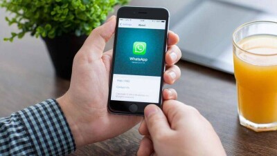 В WhatsApp появилась функция, позволяющая проверять подлинность пересланных сообщений