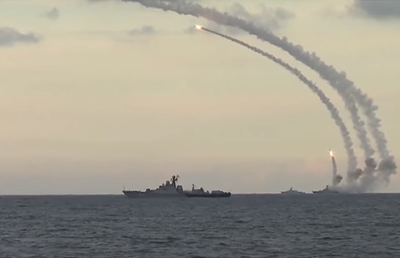 Опубликовано видео ракетного удара Каспийской флотилии по целям ИГИЛ