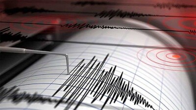 Почти 500 человек попали в зону бедствия из-за землетрясения в Китае
