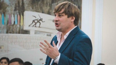 Приостановить деятельность авиакомпании East Wing попросил антикоррупционный омбудсмен