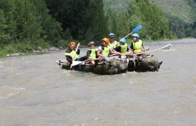 Школьников Семея учили выживать в экстремальных условиях 