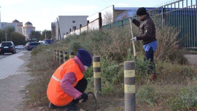 Из-за жары уборщики в Атырау теперь работают по ночам