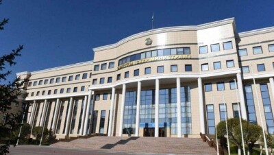 МИД прокомментировал фильм "Борат-2": Наши граждане справедливо возмущены откровенными расистскими выпадами