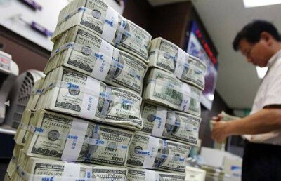 По итогам вечерней сессии KASE курс доллара составил 237 тенге