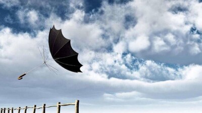 О сильном ветре по всему Казахстану 25 мая предупредили синоптики