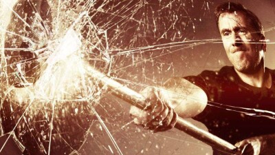 Неизвестные разгромили полицейскую будку в Усть-Каменогорске