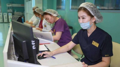 Случаи заражения медработников Covid-19 зарегистрированы в Алматы, Нур-Султане и Караганде