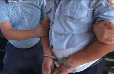 Полицейские Темиртау взялись "закрыть уголовное дело" за доллары и забыли про обещание 