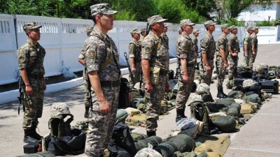 Начальник Генерального штаба ВС РК проверил воинские части и соединения региональных командований "Юг", "Восток"