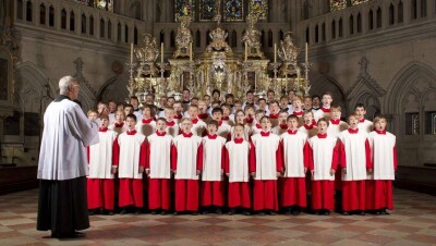 Более 500 мальчиков стали жертвами насилия в католическом хоре Германии