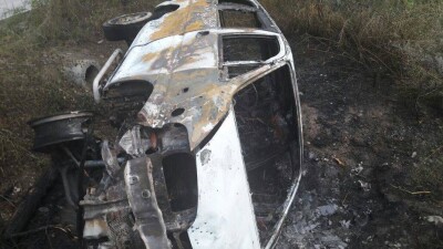 В Алматы после аварии полностью сгорел автомобиль Mitsubishi