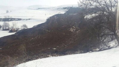 Семья с четырьмя детьми оказалась под грязевыми массами в Кыргызстане 