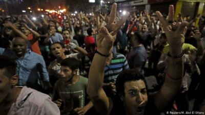 Полицейские готовятся к волне несогласованных митингов против президента в Египте